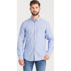 KOSZULA Armani Exchange. Niebieskie koszule męskie Armani Exchange, s, z haftami, z bawełny, z włoskim kołnierzykiem, bez rękawów. Za 399,00 zł.