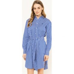 Sukienka koszulowa Polo Ralph Lauren Striped 211781122. Niebieskie sukienki damskie Polo Ralph Lauren, na co dzień, bez wzorów, z bawełny, polo, bez rękawów, proste. W wyprzedaży za 599,00 zł.