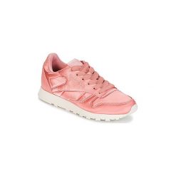 Buty Reebok Classic CLASSIC LEATHER SATIN. Różowe trampki i tenisówki damskie Reebok Classic, bez wzorów, bez zapięcia. Za 359,20 zł.