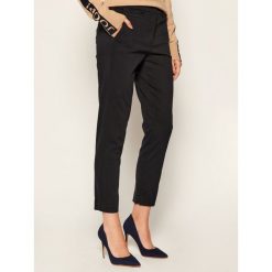 Jeansy Regular Fit Marella Itala 31360407. Niebieskie jeansy damskie Marella, bez wzorów, z jeansu. Za 579,00 zł.