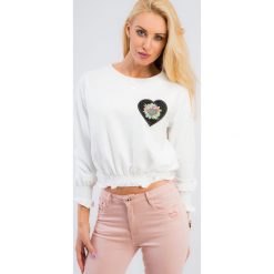 Bluzy damskie: Kremowa krótka bluza 21117