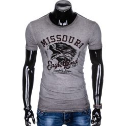 T-SHIRT MĘSKI Z NADRUKIEM S892 - GRAFITOWY. Szare t-shirty męskie Ombre Clothing, s, z nadrukiem, bez kołnierzyka. Za 39,00 zł.