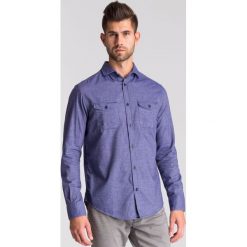 Niebieska koszula męska. Niebieskie koszule męskie Armani Jeans, xl, bez wzorów, z włoskim kołnierzykiem, bez rękawów. Za 320,00 zł.