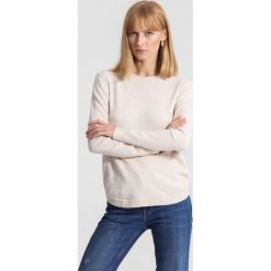 Jasnobeżowy Sweter Pillow Book. Brązowe bez kategorii other, xl, z dresówki, casualowe, z okrągłym kołnierzem. Za 39,99 zł.