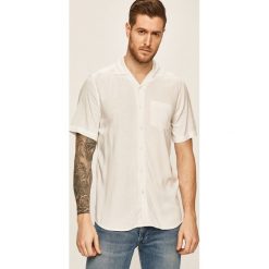 Only & Sons - Koszula. Czarne koszule męskie Only & Sons, s, bez wzorów, z wiskozy, klasyczne, z klasycznym kołnierzykiem, z krótkim rękawem. Za 119,90 zł.