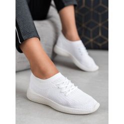 WSUWANE BUTY SPORTOWE. Czarne buty sportowe damskie SHELOVET, bez wzorów, sportowe. Za 40,90 zł.