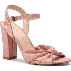 Sandały JENNY FAIRY - WYL1727-2 Pink. Różowe klapki damskie Jenny Fairy, bez wzorów, ze skóry ekologicznej, bez obcasa, na obcasie. Za 99,99 zł.