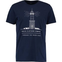 T-shirty męskie z nadrukiem: Makia LIGHTHOUSE Tshirt z nadrukiem navy