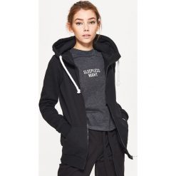Zapinana bluza z kapturem - Czarny. Czarne bluzy męskie rozpinane marki Cropp, l, z kapturem. Za 79,99 zł.