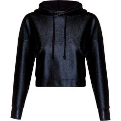 Bluza DEHA EXPRESSION. Czarne bluzy damskie Deha, z bawełny, krótkie. W wyprzedaży za 465,00 zł.