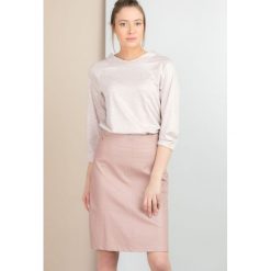 Bluzy damskie: Elegancka bluza z subtelnym wzorem