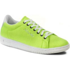 Sneakersy LE COQ SPORTIF - Arthur Ashe Int Tennis Ball 1520896 Optical Whit. Zielone sneakersy męskie le coq sportif, na co dzień, bez wzorów, z tworzywa sztucznego, bez zapięcia. W wyprzedaży za 199,00 zł.