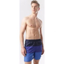 Granatowo-Niebieskie Szorty Petorila. Niebieskie spodenki i szorty męskie Born2be, xl, bez wzorów. W wyprzedaży za 34,99 zł.