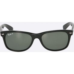 Ray-Ban - Okulary New Wayfarer. Czarne okulary przeciwsłoneczne damskie Ray-Ban, prostokątne. W wyprzedaży za 599,90 zł.
