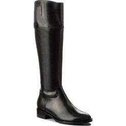 Oficerki SOLO FEMME - 33910-02-G85/000-01-00 Czarny. Czarne kozaki damskie Solo Femme, ze skóry, bez obcasa, na obcasie, bez zapięcia. W wyprzedaży za 459,00 zł.