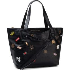 Torebka SILVIAN HEACH - Bag Shopper Sh Clover RCA19176BO Black W0148. Czarne torby damskie na zakupy Silvian Heach, bez wzorów, ze skóry ekologicznej, klasyczne, bez dodatków. Za 499,00 zł.