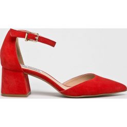 Steve Madden - Sandały Mortina. Sandały damskie Steve Madden, bez wzorów, ze skóry, bez obcasa, na obcasie, na klamry. W wyprzedaży za 279,90 zł.