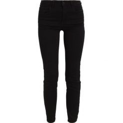Jeansy damskie: Armani Exchange Jeansy Slim Fit black denim