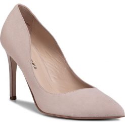 Szpilki SOLO FEMME - 34230-A8-H18/000-04-00 Pudrowy Róż. Różowe półbuty damskie Solo Femme, bez wzorów, ze skóry, bez obcasa, na szpilce, bez zapięcia. W wyprzedaży za 239,00 zł.