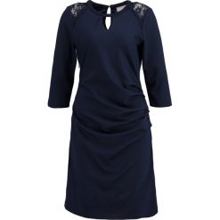Sukienki hiszpanki: Kaffe MILLY Sukienka etui midnight marine