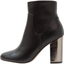 Botki damskie: ONLY SHOES ONLBRIDGE BOOTIE Botki na obcasie black