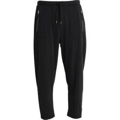 DAY Birger et Mikkelsen LELO Spodnie treningowe black. Czarne spodnie dresowe damskie marki DAY Birger et Mikkelsen, l, z elastanu. Za 629,00 zł.