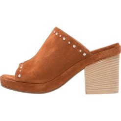 Chodaki damskie: Janet Sport Klapki bahamas cognac