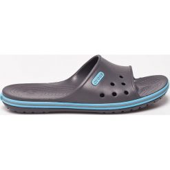 Crocs - Klapki. Szare klapki męskie Crocs, z materiału. W wyprzedaży za 99,90 zł.