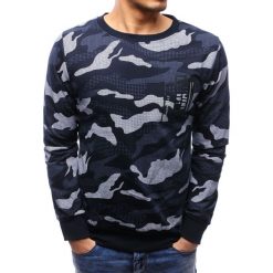Bluzy męskie: Bluza męska z nadrukiem camo granatowa (bx3501)