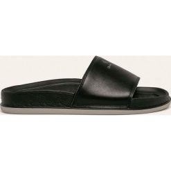 Gant - Klapki skórzane Beachrock. Czarne kapcie męskie GANT, ze skóry, bez zapięcia. Za 219,90 zł.