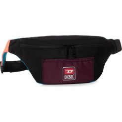Saszetka nerka DIESEL - F-Suse Beltbg X06624 PR027 H7296. Czarne nerki damskie Diesel, bez wzorów, z materiału, młodzieżowe, bez dodatków. Za 369,00 zł.