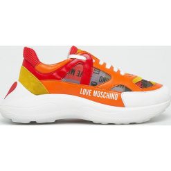 Love Moschino - Buty. Pomarańczowe buty sportowe damskie Love Moschino, bez wzorów, ze skóry, sportowe. Za 899,90 zł.