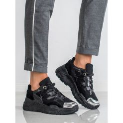 SZNUROWANE SNEAKERSY. Sneakersy damskie SMALL SWAN. W wyprzedaży za 76,90 zł.