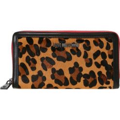 Love Moschino LEO WALLET Portfel fantasy. Brązowe portfele damskie marki Love Moschino. Za 649,00 zł.
