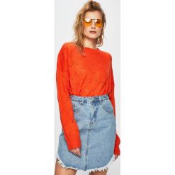 Glamorous - Sweter. Pomarańczowe swetry damskie marki Glamorous, s, bez wzorów, z dzianiny, bez rękawów, bez kaptura. Za 219,90 zł.