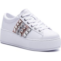 Sneakersy GUESS - Neomi FL7NEO ELE12 WHITE. Białe półbuty damskie Guess, ze skóry ekologicznej. Za 499,00 zł.