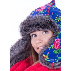 Niebieska czapka zimowa. Niebieskie czapki damskie Pakamera, na zimę, bez wzorów. Za 144,00 zł.