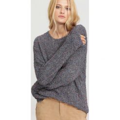 Szary Sweter I Wanna Be Yours. Czarne swetry klasyczne damskie marki other, l. Za 59,99 zł.