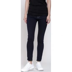 Granatowe Jeansy Maybellene. Niebieskie jeansy damskie other. Za 49,99 zł.