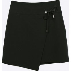Sly - Spódnica dziecięca 134-164 cm. Czarne spódniczki dziewczęce SLY, na co dzień, bez wzorów, z elastanu, mini, proste. W wyprzedaży za 59,90 zł.