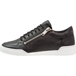 Antony Morato Sneakersy niskie black. Czarne sneakersy męskie Antony Morato, bez zapięcia. Za 639,00 zł.