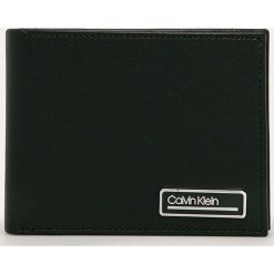 Calvin Klein - Portfel skórzany. Czarne portfele męskie Calvin Klein, bez wzorów, ze skóry. Za 269,90 zł.
