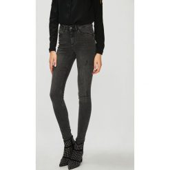 Pieces - Jeansy Five Delly. Szare rurki damskie marki Pieces, z elastanu. Za 169,90 zł.
