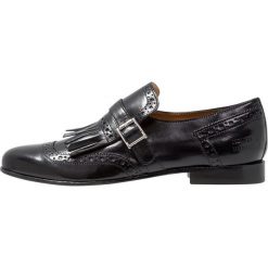 Melvin & Hamilton SELINA Półbuty wsuwane black. Czarne mokasyny damskie marki Melvin & Hamilton, ze skóry. Za 719,00 zł.