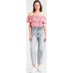 Bluzki damskie: Vila VIDELINA OFFSHOULDER Bluzka lollipop/cloud dancer