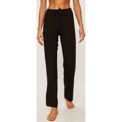 Dkny - Spodnie piżamowe. Czarne piżamy damskie DKNY, s, bez wzorów, z elastanu, bez rękawów. Za 199,90 zł.