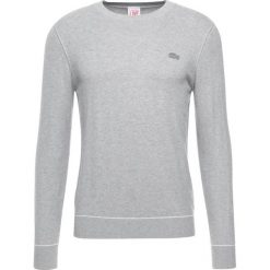 Lacoste LIVE AH911900 Sweter arbas chine/white. Szare swetry klasyczne męskie marki Lacoste LIVE, xl, z bawełny. Za 419,00 zł.
