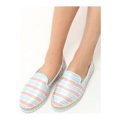 Jasnoniebieskie Espadryle Ambiva. Białe espadryle damskie marki Born2be, na płaskiej podeszwie. Za 39,99 zł.
