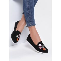 Czarne Lordsy Exceptional Thing. Czarne lordsy damskie Renee, ze skóry, bez obcasa, na płaskiej podeszwie. Za 39,99 zł.
