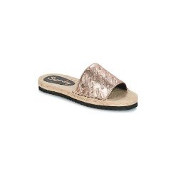 Klapki Superdry MAYA ESPADRILLE SLIDE. Żółte klapki damskie Superdry, bez wzorów, bez obcasa. W wyprzedaży za 125,30 zł.